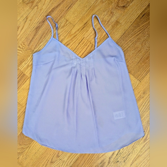 Aritizia Talula lilac camisole tank - Picture 1 of 9
